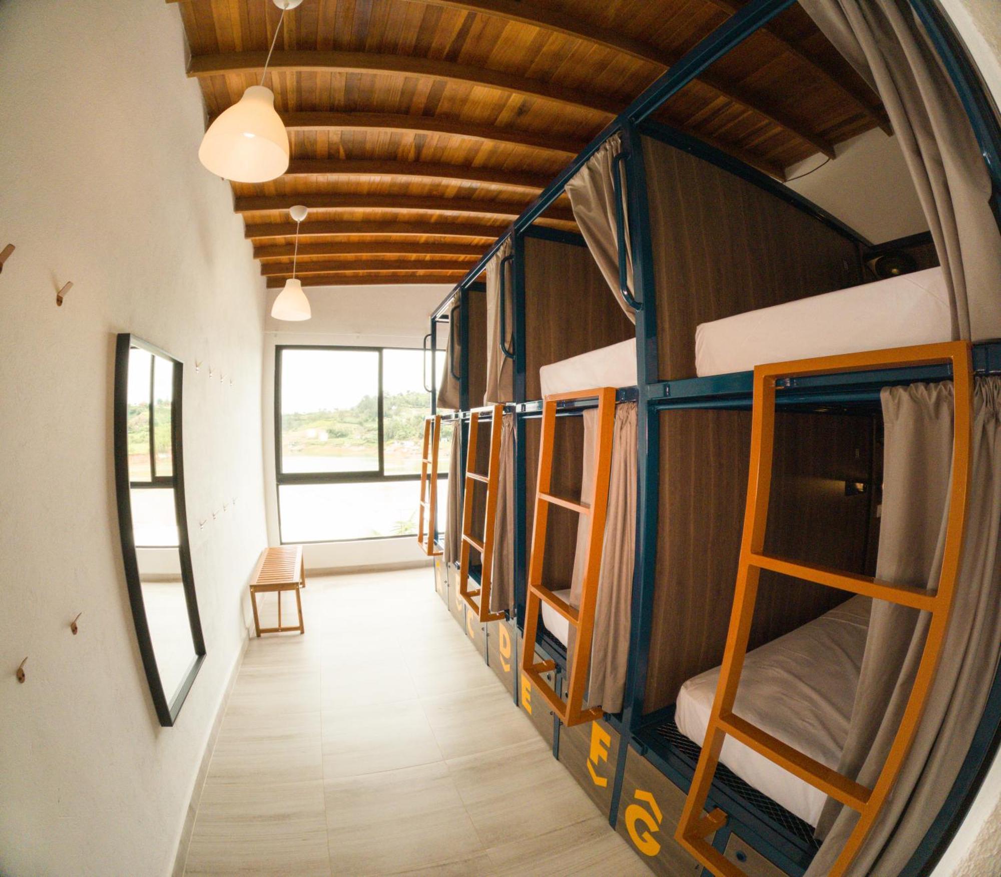 Viajero Guatape Hostel & Lake Club Exterior foto