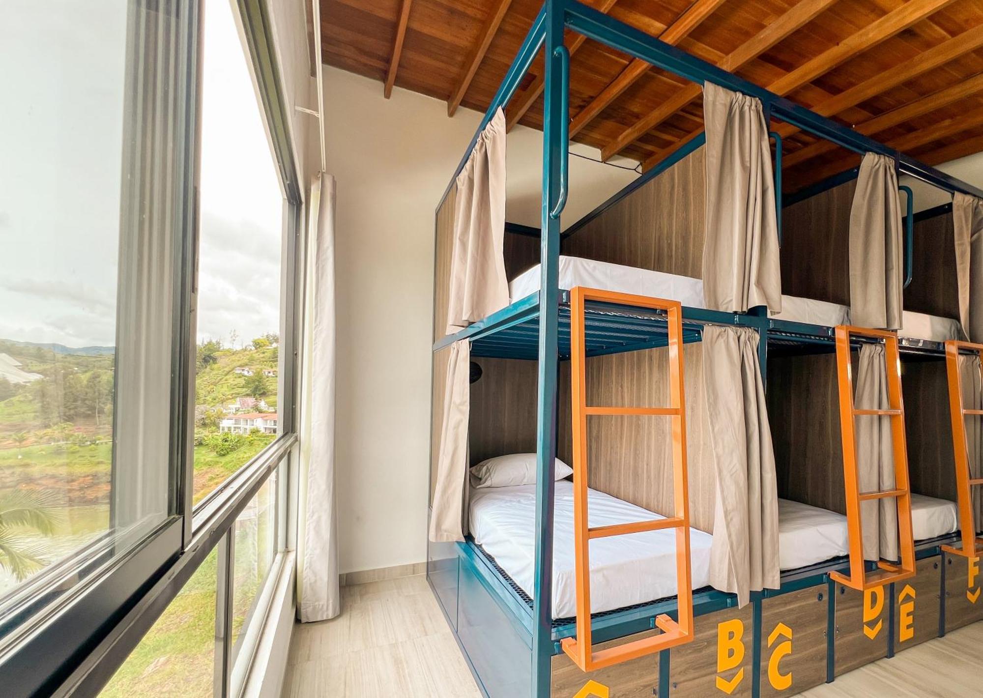 Viajero Guatape Hostel & Lake Club Exterior foto